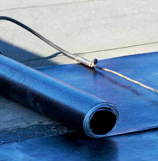 Expert Rubberized Roof Patch Solutions: Restoring Chicago Heights's Flat Roofs to Peak Performance