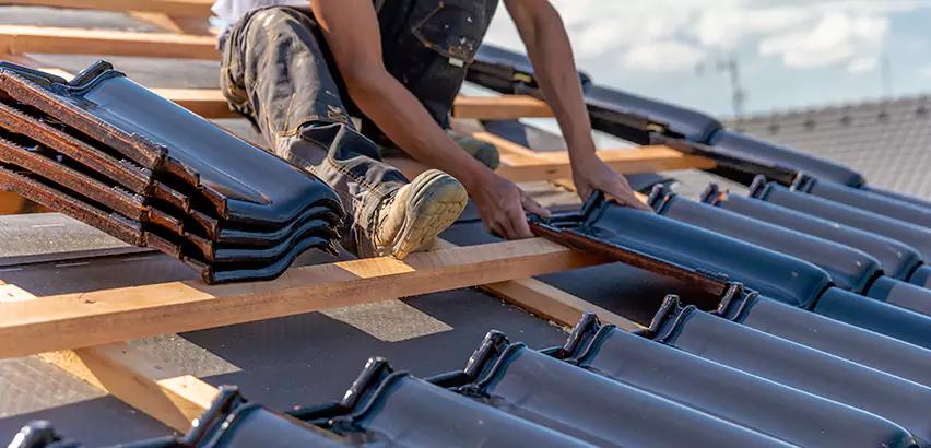 Professional Storm Damage Roof Repair Services in Chicago Heights, IL