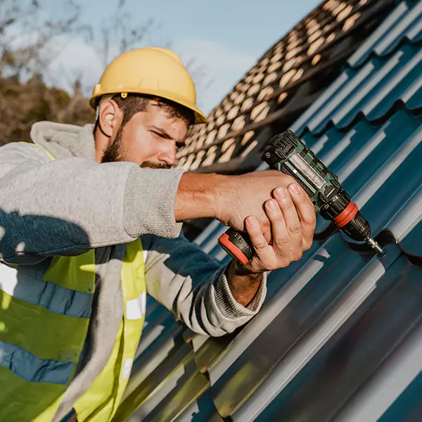 Why Chicago Heights Property Owners Choose Chicago Heights Roofing Pro for Metal Roof Replacement?